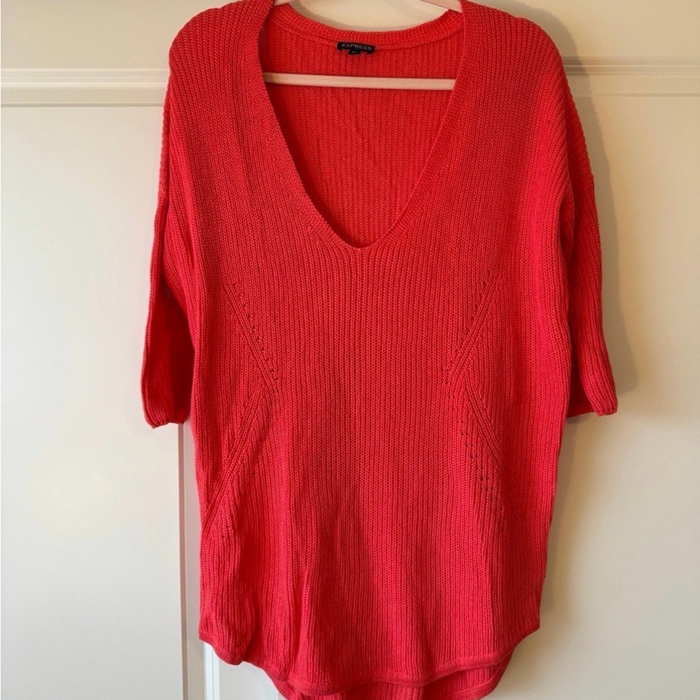 Express Women's V-Neck Sweater - Red